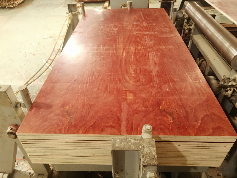 在廣西建筑模板廠家購(gòu)買模板有那些優(yōu)勢(shì)?